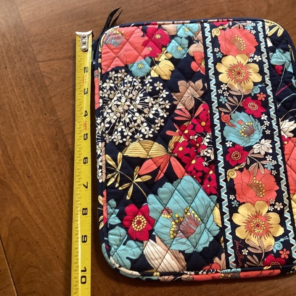 VERA BRADLEY Tablet Case - 10” x 8”